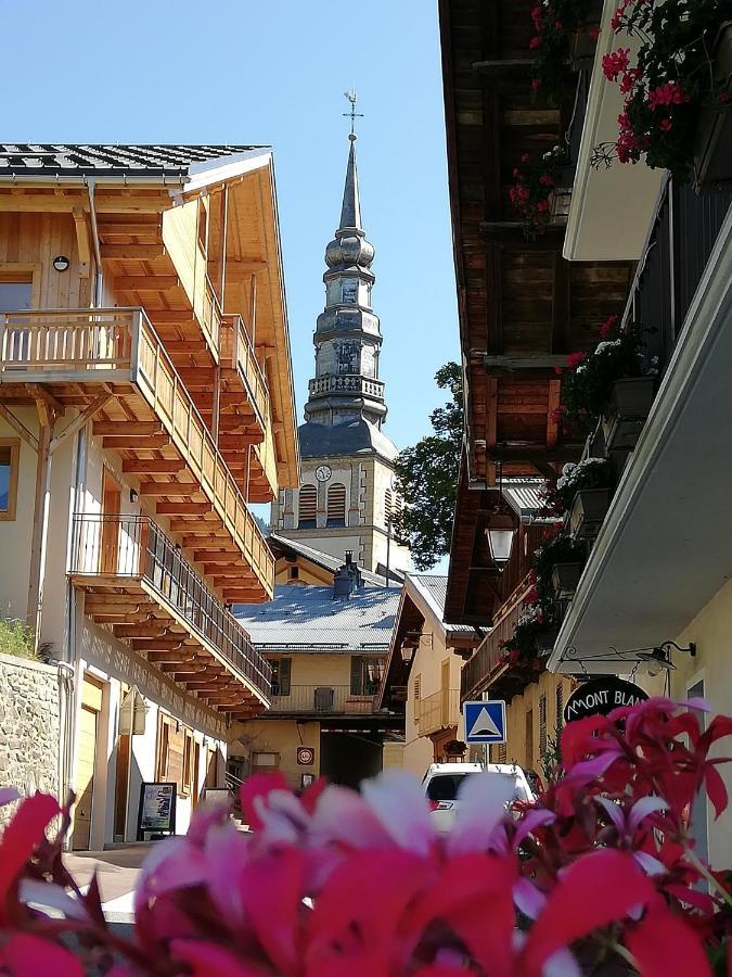 Chambres Et Tables D'Hotes Le Choton A Nono - Col Du Joly Beaufortain Отелюс Екстериор снимка