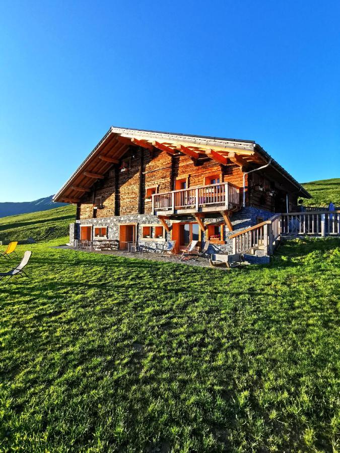 Chambres Et Tables D'Hotes Le Choton A Nono - Col Du Joly Beaufortain Отелюс Екстериор снимка