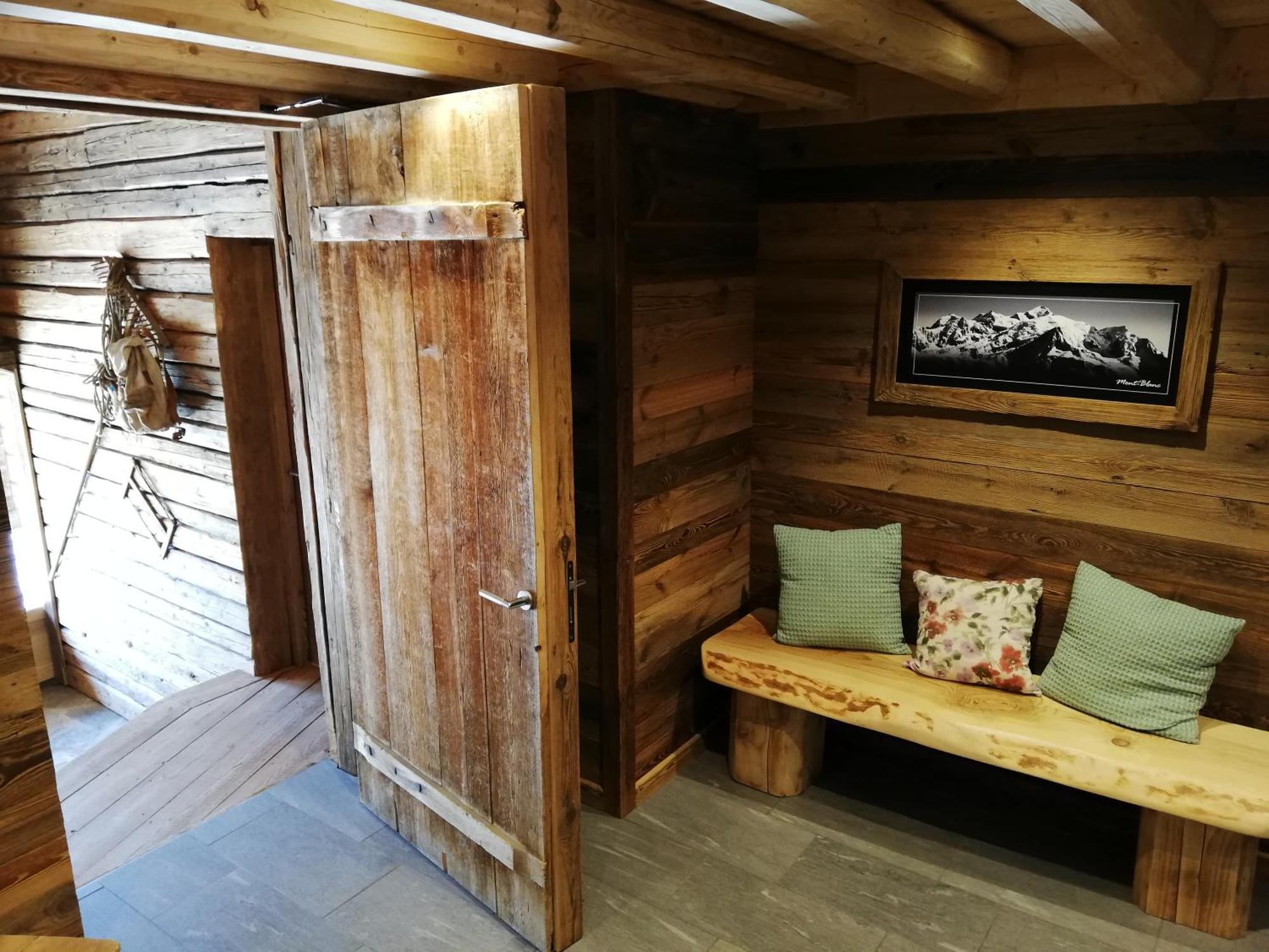Chambres Et Tables D'Hotes Le Choton A Nono - Col Du Joly Beaufortain Отелюс Екстериор снимка