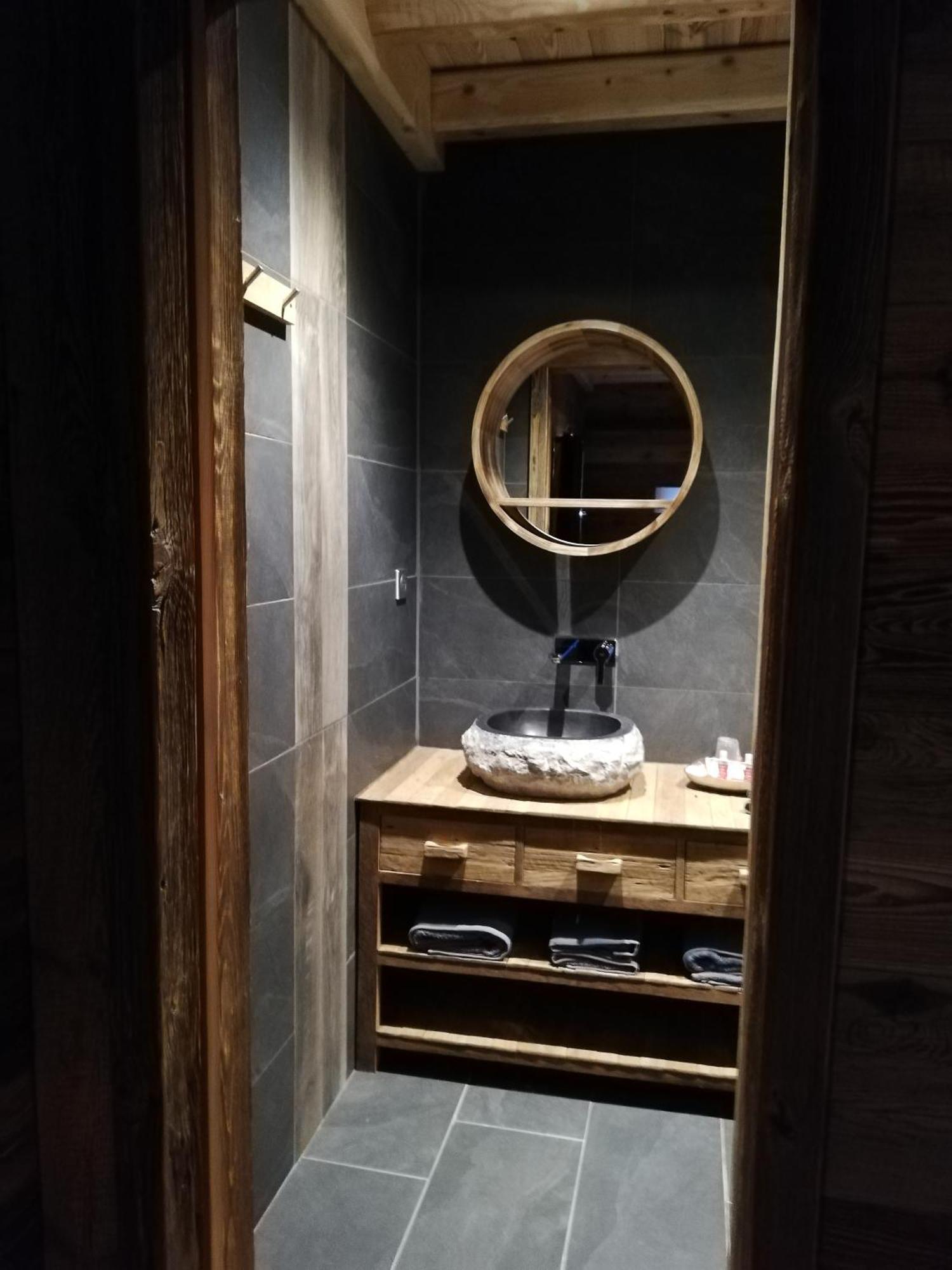 Chambres Et Tables D'Hotes Le Choton A Nono - Col Du Joly Beaufortain Отелюс Екстериор снимка